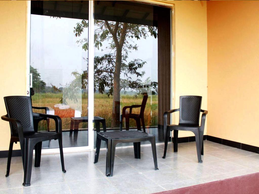 Athyantha Resort Anuradhapura Esterno foto