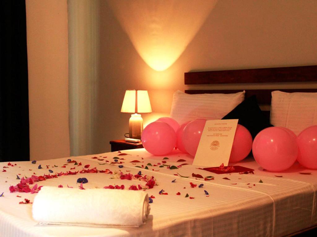 Athyantha Resort Anuradhapura Esterno foto